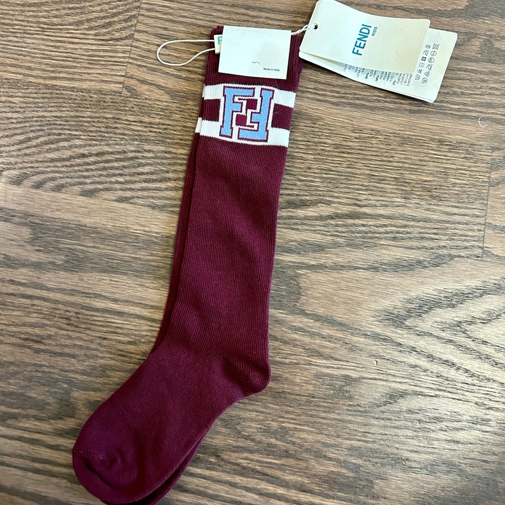 FENDING burgundy logo knee socks